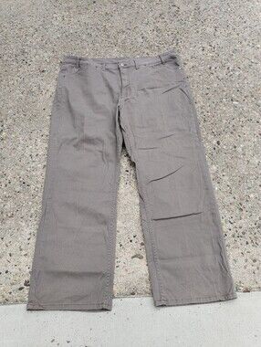 Classic Men's Khaki Chinos